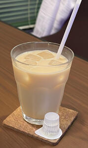 Almond Milk アーモンドミルク