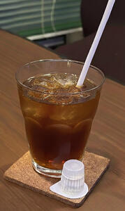 Oolong Tea ウーロン茶 Oolong Tea ウーロン茶